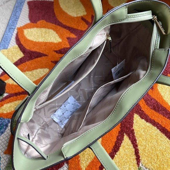Michael Kors Carmen Large Leather NS Tote Light Sage Multi - Picture 6 of 16